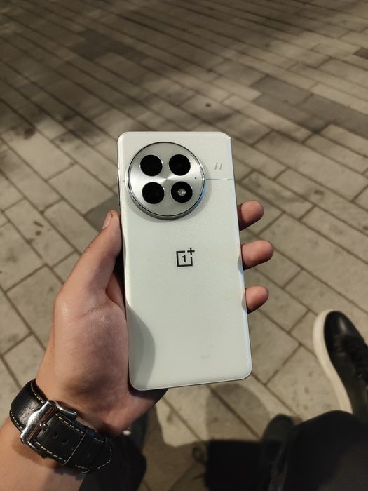 One plus 13 CN 256gb