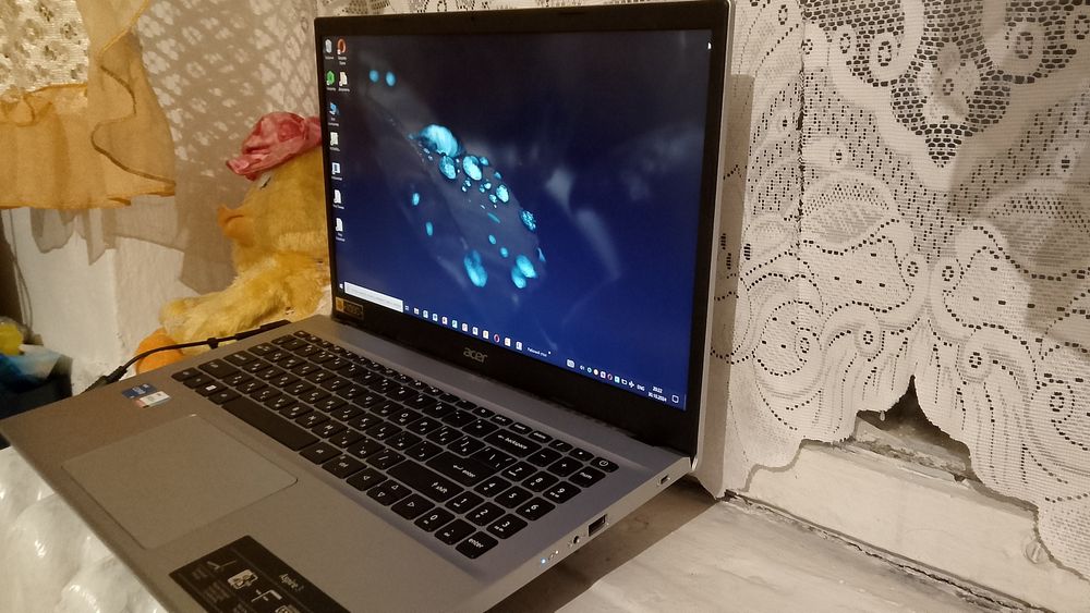 Ноутбук за 230000тг