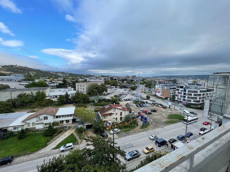 Дава се под наем Тристаен апартамент в Варна, Червен площад - 70 кв.м за 443.7 € - Снимка #11