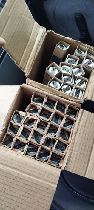 Продаются лампы люминесцентные 59 см