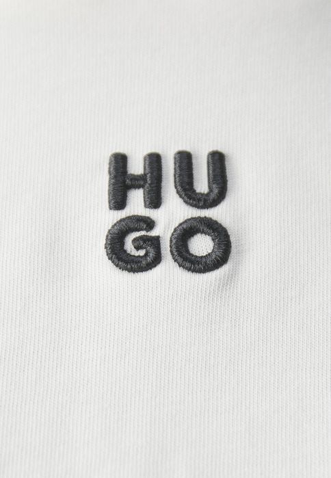 HUGO бяла тениска