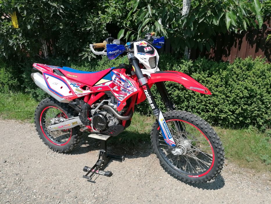 Vând Beta 450 RR