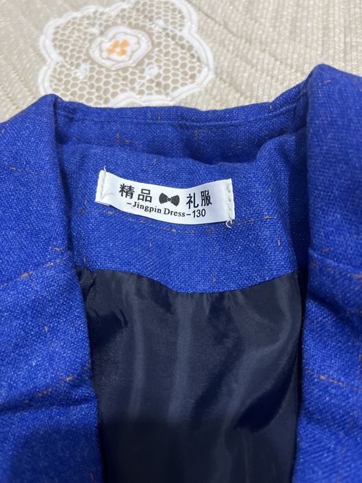 Продам стильный костюм на мальчика