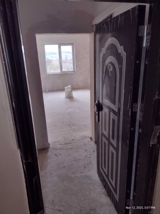 Продава се Едностаен апартамент в Добрич, Автогара - 53 кв.м за 567 €/кв.м - Снимка #3