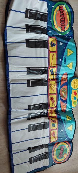 Детско музикално килимче