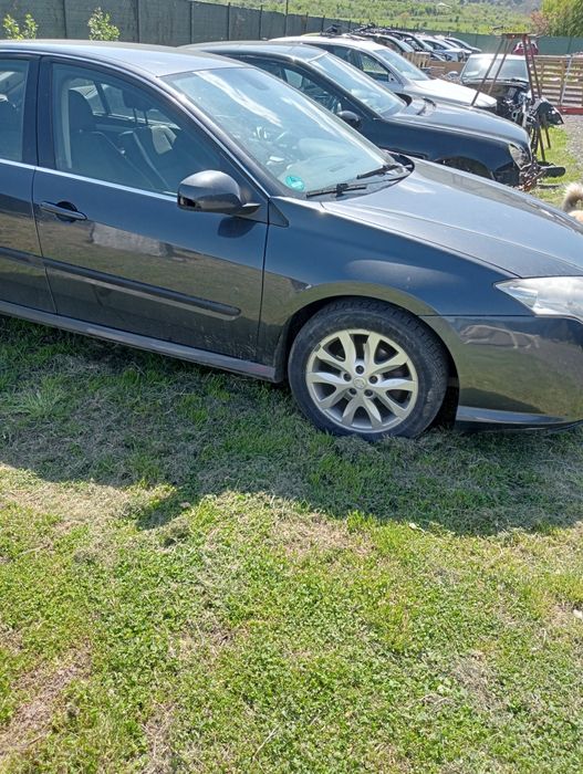 Dezmembrez Renault Laguna 3 motor 2.0 dci