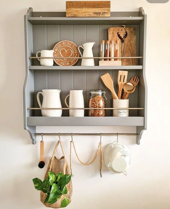 Етажерка за буркани(подправки),чаши и т.н