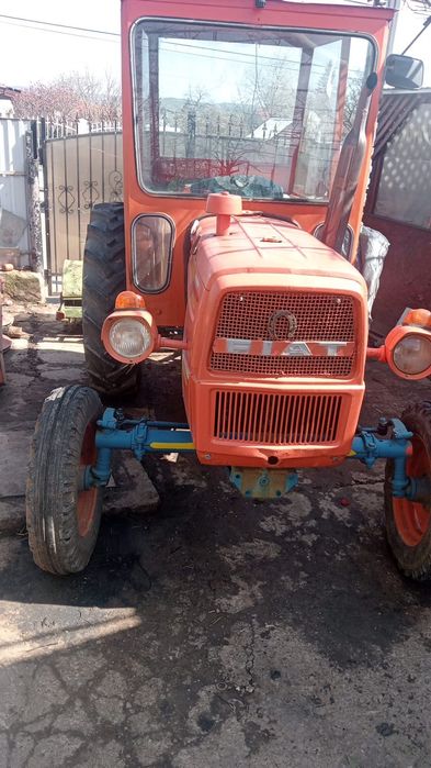 Vand tractor fiat 415 45cai in stare de functionare pret 3550 euro