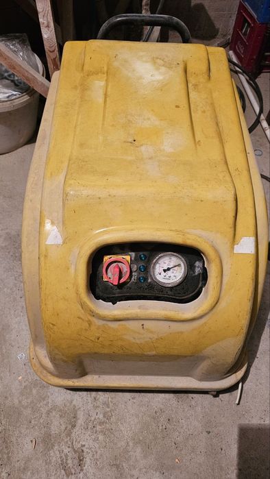 Карчер и пена бочка  и шланг