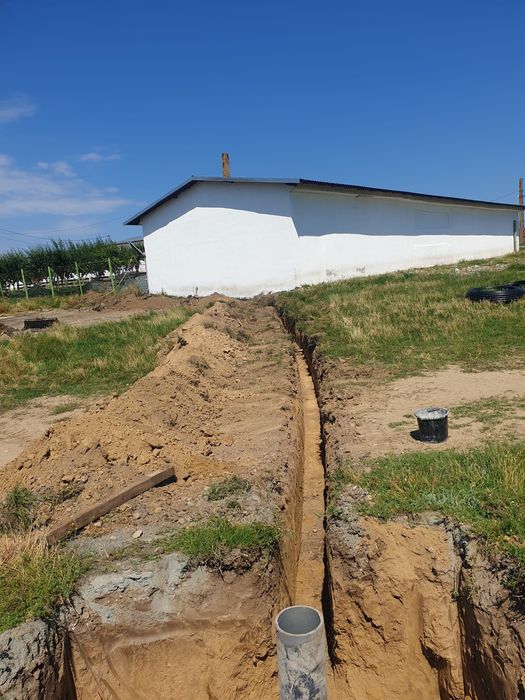 Miniexcavator de Inchiriat