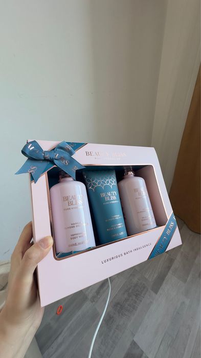 продам набор оригинал