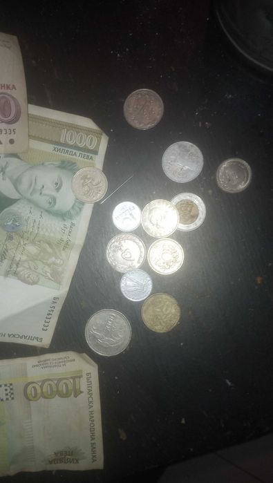 Монети банкноти стари различни