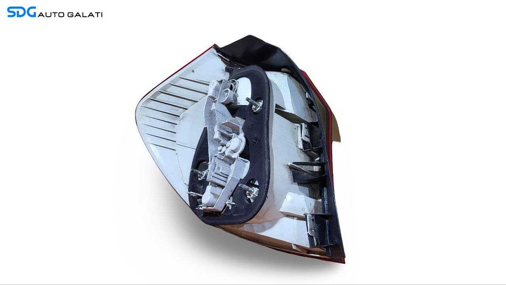 Stop Lampa Tripla Dreapta de pe Aripa Caroserie BMW Seria 1 E81 E87 2004 - 2013 Cod 6321-6924502-ECE 6924502 13405110 [A0008]