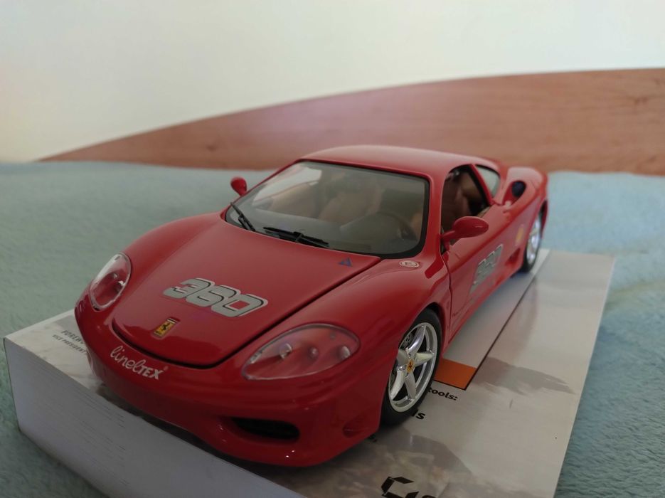 Ferrari 360 Burago 1:18