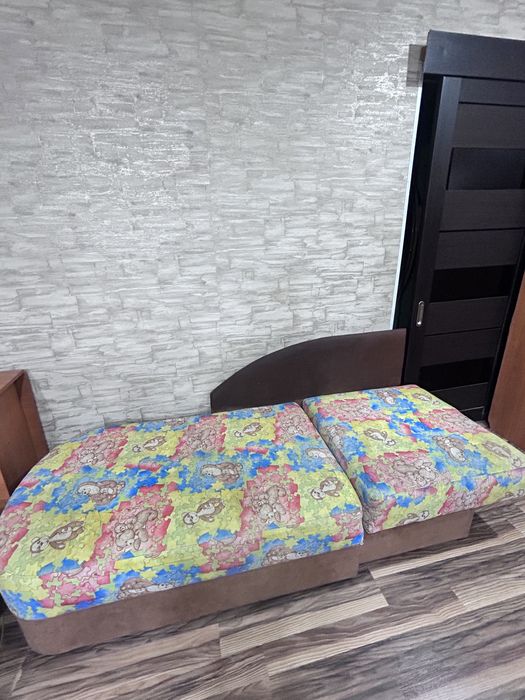 Срочно продам диван
