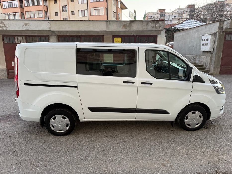Ford tasit custom 2019