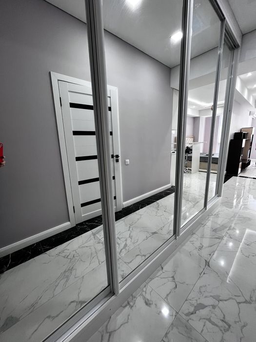 Посуточно 1 ком  Мега  центр Люкс