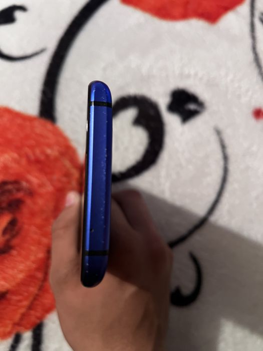 ZTE Nubia Play 5G – 8GB RAM, 256GB, cu husă, funcționează foarte bine