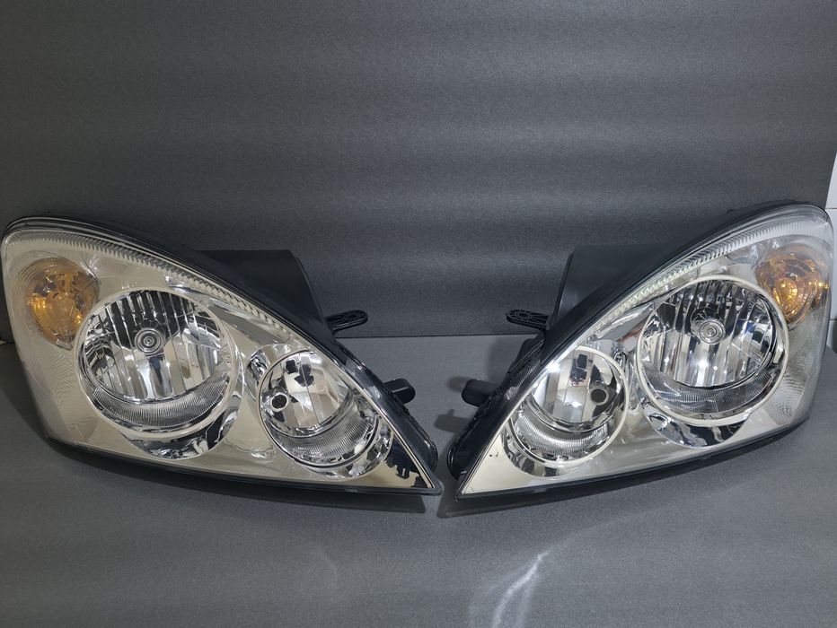 Фарове за Kia Ceed 2007-2010