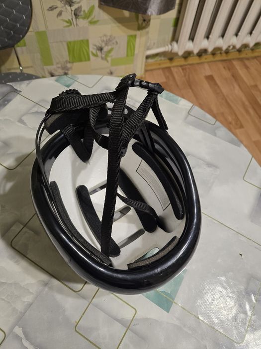 Каска детская  до 7 леь