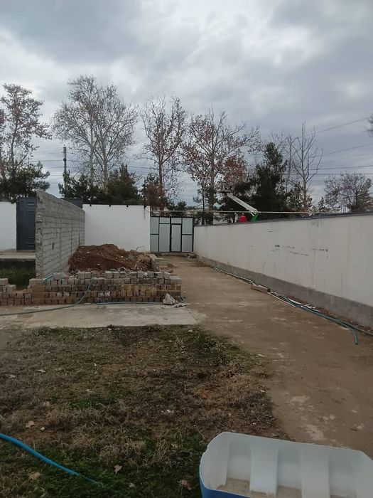 Ховли участка сотилади