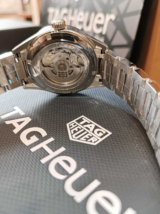 TAG HEUER CARRERA Calibre 5 DAY-DATE WAR201E Мъжки Часовник Нов