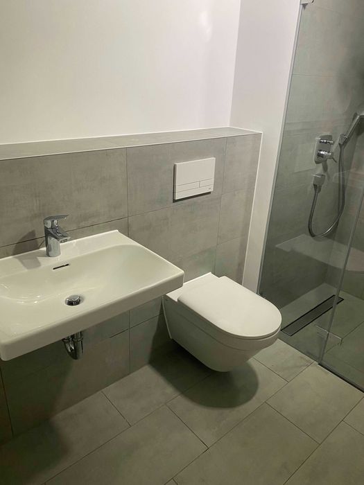 Servicii Montaj Gresie și Faianță – Profesionalism și Calitate!