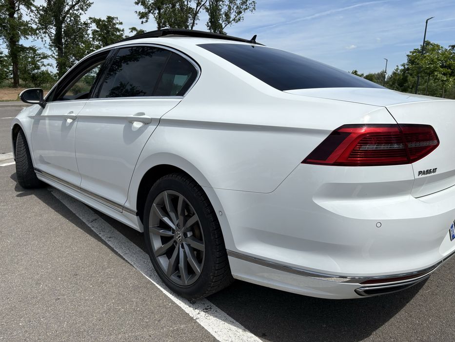 Vind sau schimb VW Passat R line 2019 2,0 180 cp Salonta • OLX.ro