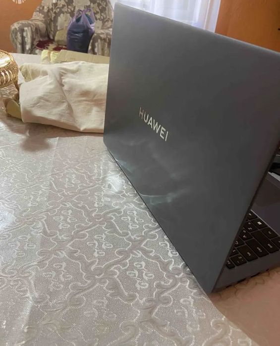 Продам ноутбук новый