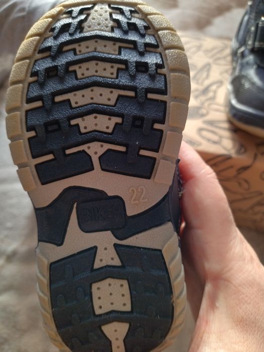 Детские зимние ботинки