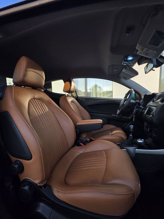 Alfa Romeo / Piele / Navi