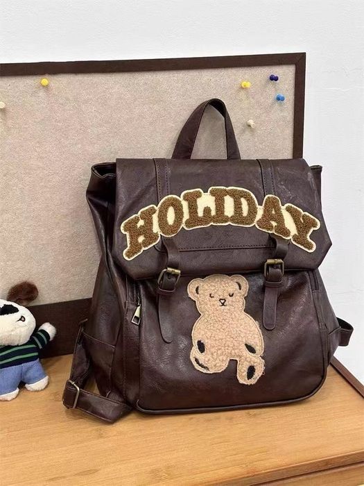 Женский кожаный рюкзак сумка портфель новый с нашивкой