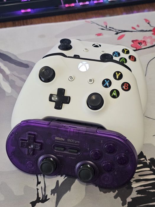 Контроллеры Xbox One/Series, 8bitdo SN30 Pro