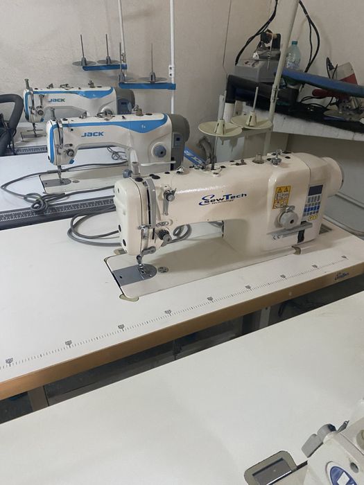 Masini de cusut liniare si de surfilat cu 4 si 5 fire