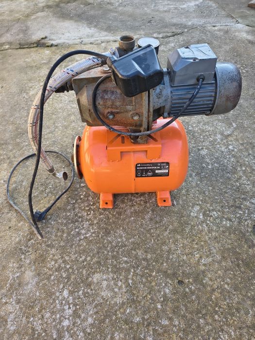 Hidrofor cu butelie 24 l - funcțional