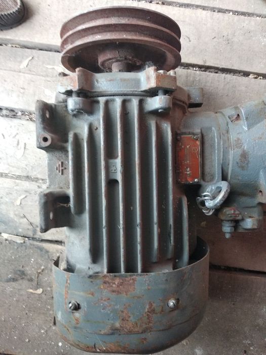 Продам электродвигателя советские