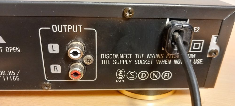 Радиотунер DENON