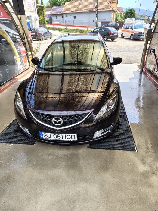 Mazda 6 an 2008 motor2.0 diesel