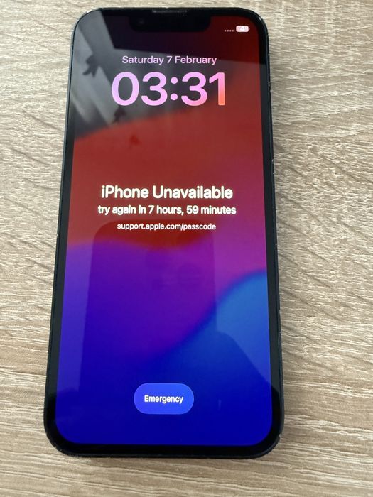 Vand iphone 13 mini pentru piese