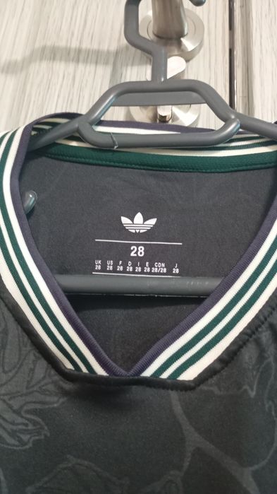 echipament NOU de fotbal