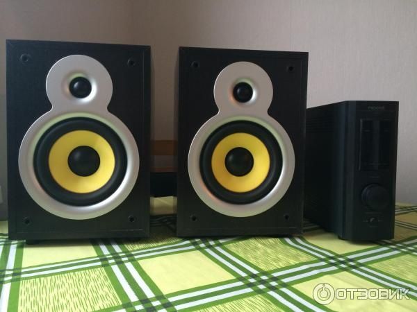 Microlab Pro 3 studiyaga