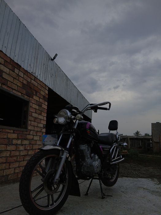 Продам мотоцикл LTM 200 B14