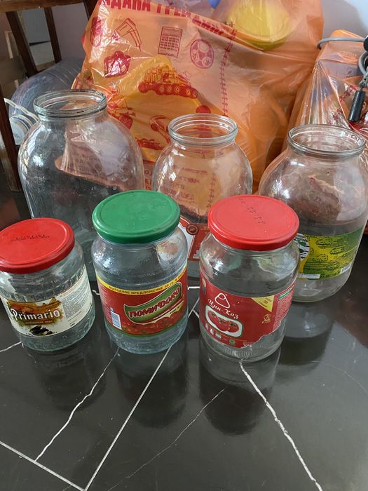 Продаются банки