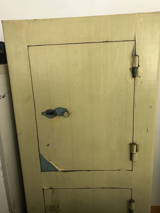 Сейф под документы