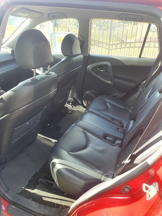 De vanzare Toyota Rav4...2.2diesel full