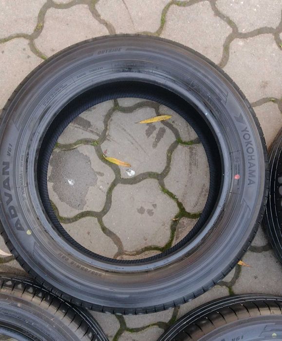 4 anvelope vara Yokohama Advan V61 225 55 R18 98H profil 6.8 mm DOT 25