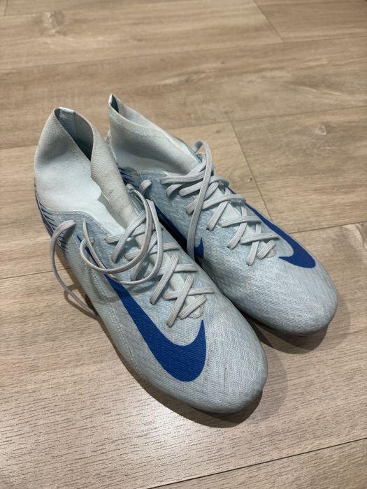 Футболни обувки Nike 39 номер