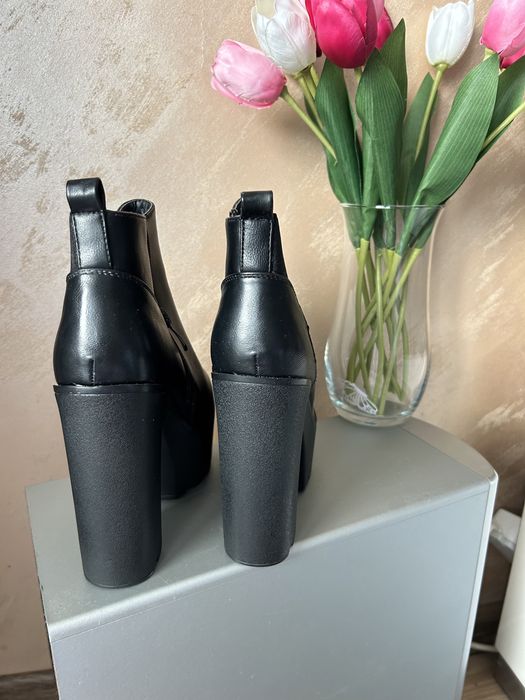 Дамски боти