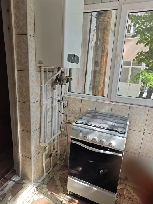 Închiriez apartament
