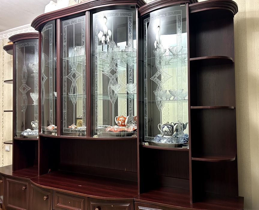 Стенка-горка продам/stenka-gorka sotiladi